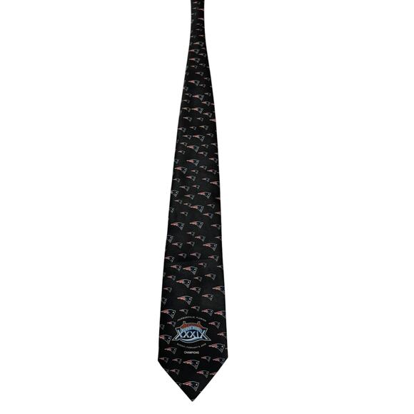 NFL New England Patriots Super Bowl XXXIX Champions 2005 Necktie Football - Picture 3 of 7